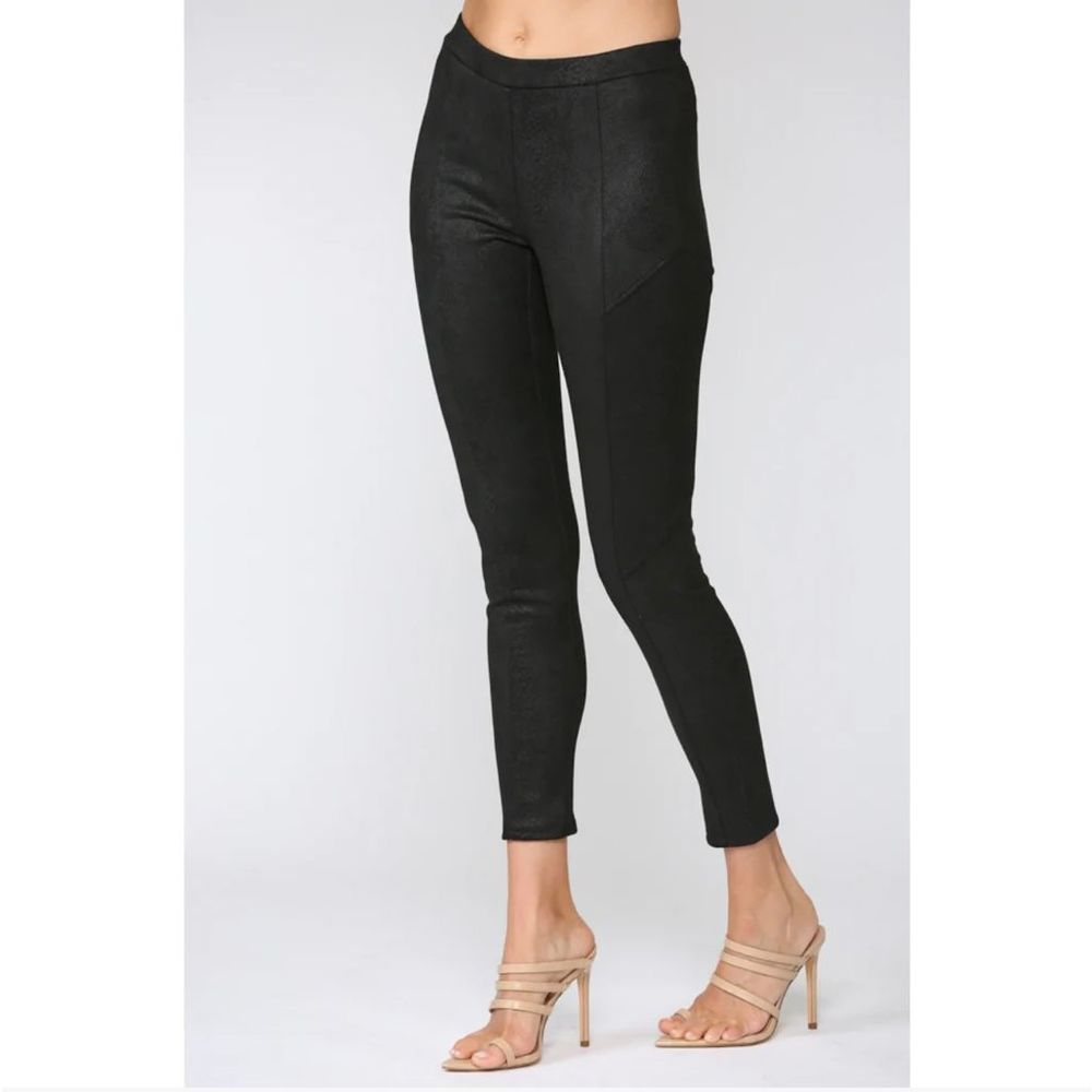 NWT Fate Faux Suede Seamed Black Leggings